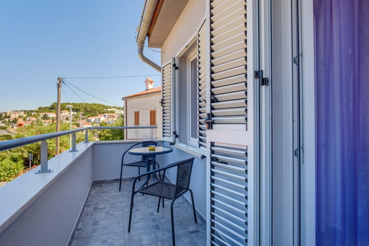 Apartmani Beatrice Mali Lošinj Eksteriør billede