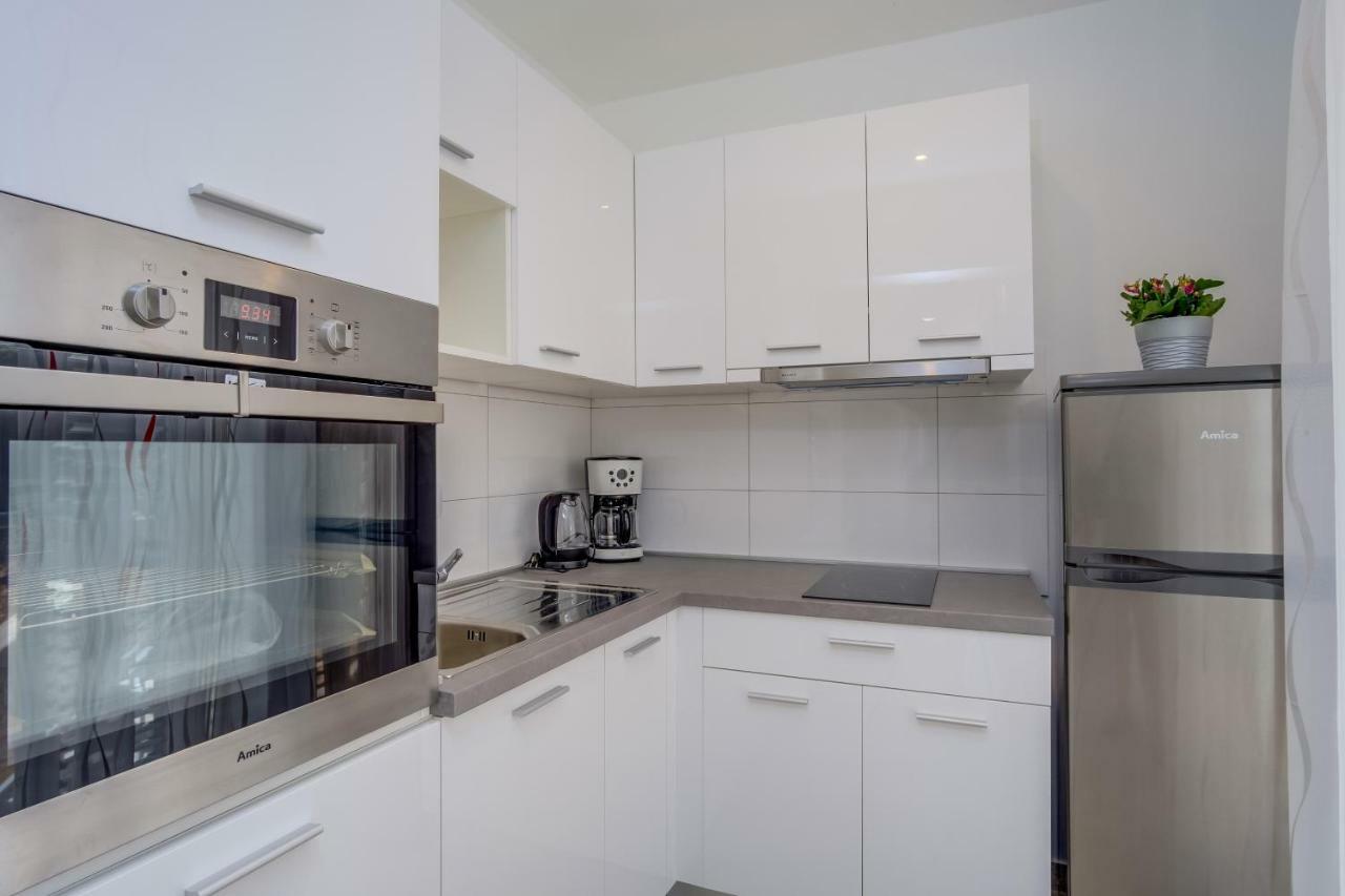Apartmani Beatrice Mali Lošinj Eksteriør billede