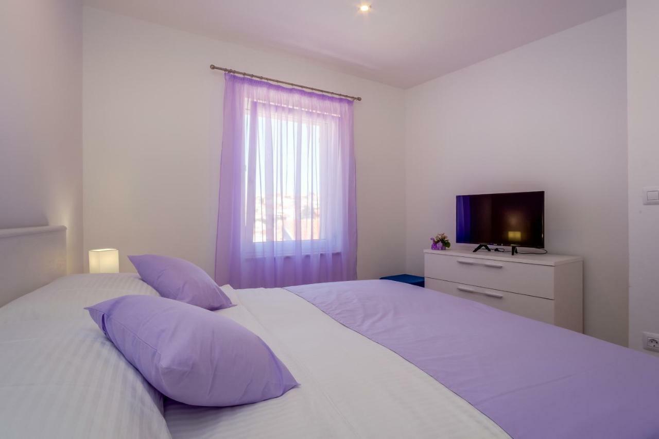 Apartmani Beatrice Mali Lošinj Eksteriør billede